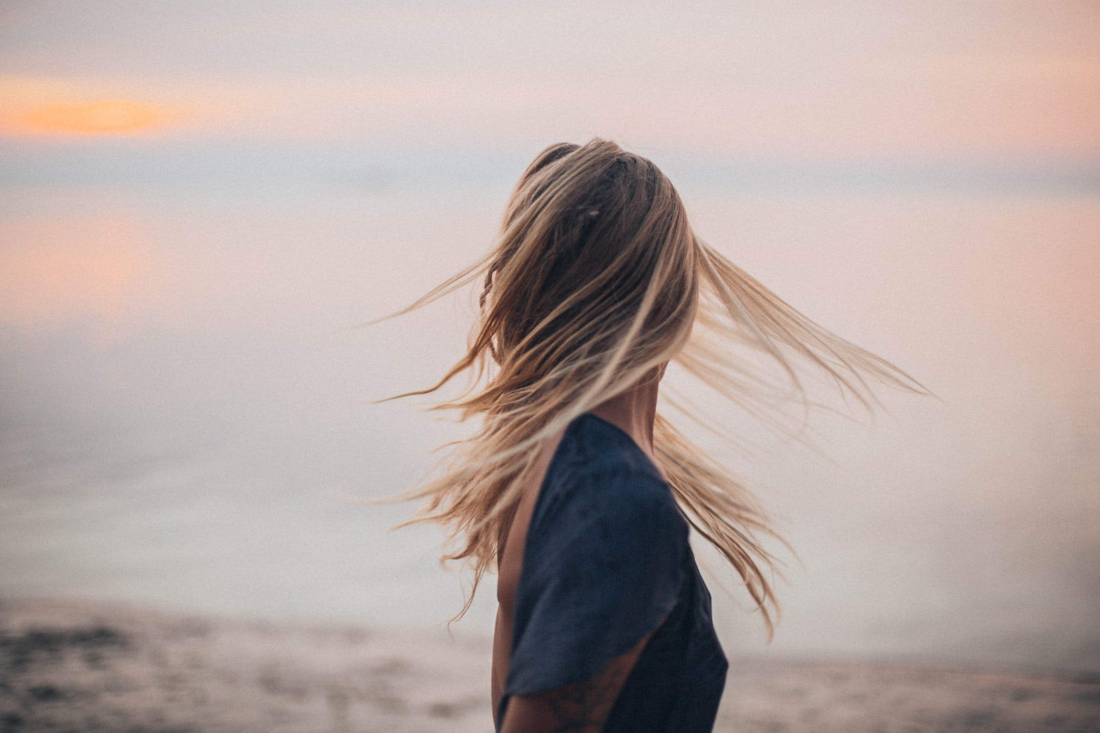 cuidar cabello, cuidar cabello teñido, cuidar cabello graso, como cuidar el cabello caspa